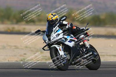 media/Nov-12-2023-SoCal Trackdays (Sun) [[5d1fba4e7d]]/Turn 14 (1035am)/